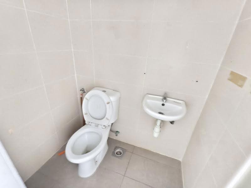 Kediaman Servis untuk Disewa di City of Green - Hetha Chan - Bathroom - PropertyGuru.com.my