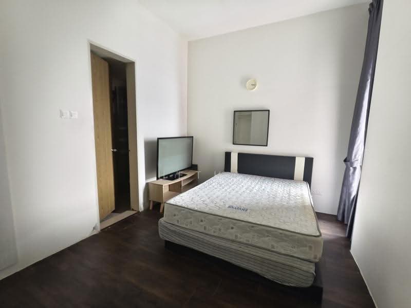 Kediaman Servis untuk Disewa di City of Green - Hetha Chan - Bedroom - PropertyGuru.com.my