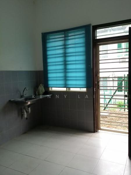 2-storey Terraced House for Rent in Hill Park (Semenyih) - Kenny Lai - Kitchen - PropertyGuru.com.my