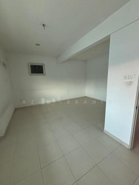 2-storey Terraced House for Sale in Kajang (Selangor) - Azli Ibrahim - Interior - PropertyGuru.com.my