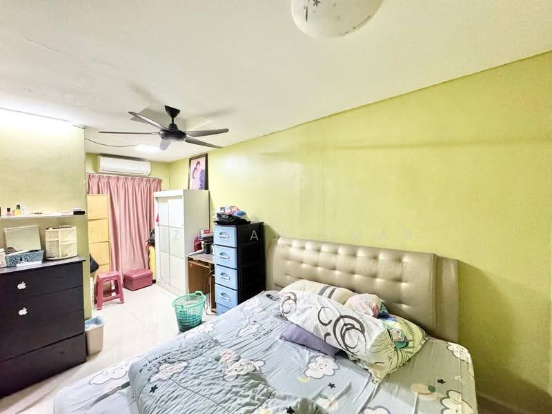 2-storey Terraced House for Sale in Taman Tasik Puchong (Puchong) - Hazeman Omar - Bedroom - PropertyGuru.com.my