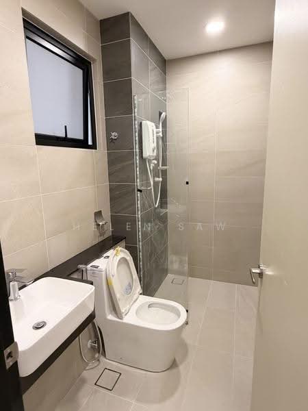 Kediaman Servis untuk Disewa di 2Rio Residence @ Bandar Puteri Puchong - Helen Saw - Bathroom - PropertyGuru.com.my