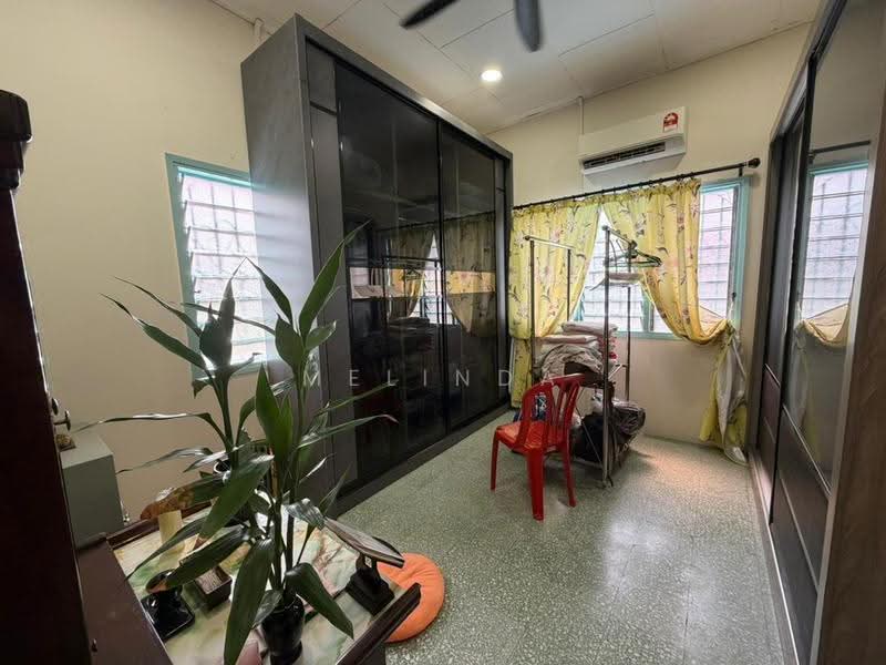 2-storey Terraced House for Sale in Taman Cheras (Cheras) - Melinda Goh - Bedroom - PropertyGuru.com.my