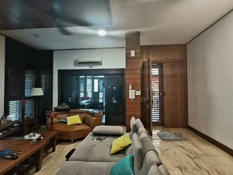 Rumah Berkembar untuk Dijual di Bandar Puteri Puchong (Puchong) - Kenny Koh - Living Room - PropertyGuru.com.my