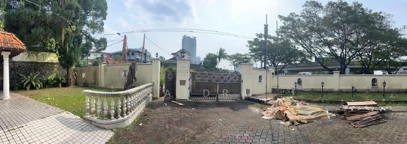 Bungalow House for Rent in Kampung Stulang (Johor Bahru) - Sandra Gan - Exterior - PropertyGuru.com.my