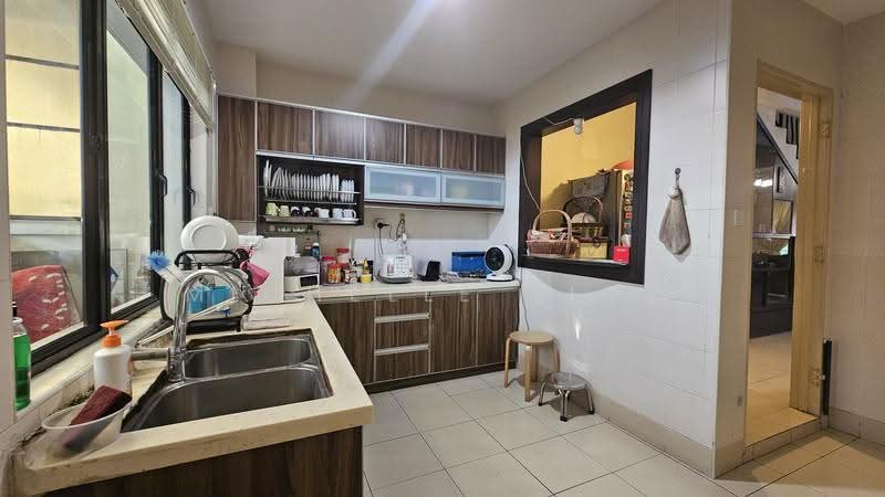 Rumah Teres 2.5-Tingkat untuk Dijual di Taman Bukit Prima (Cheras) - Michelle Siow - Kitchen - PropertyGuru.com.my
