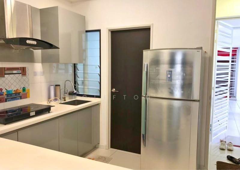 Kondominium untuk Dijual di TRI PINNACLE - Clifton Chee - Kitchen - PropertyGuru.com.my