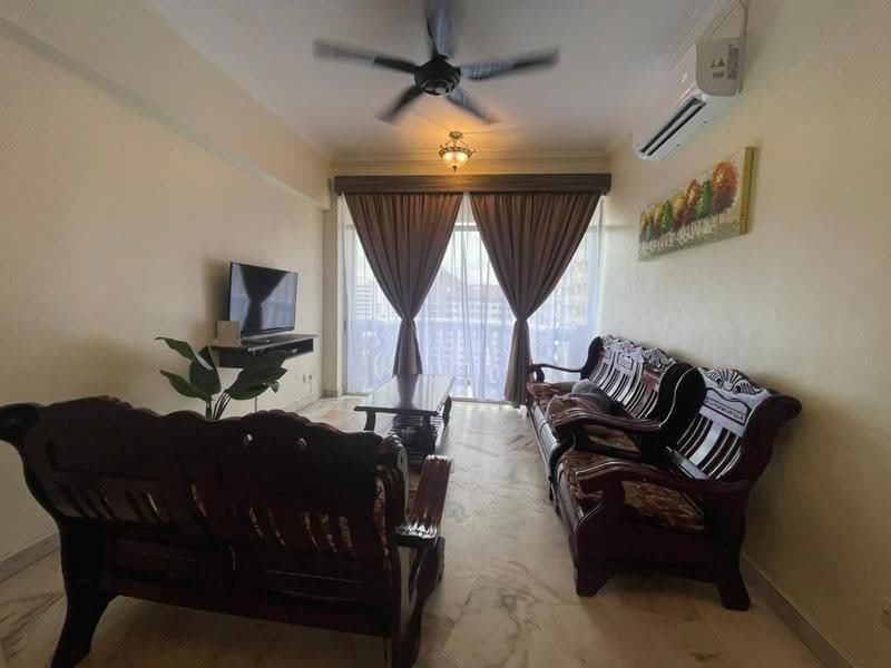 Pangsapuri untuk Dijual di Glory Beach Resort - Ong Jia Hui - Living Room - PropertyGuru.com.my