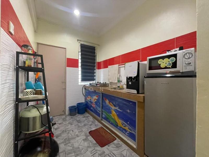 Pangsapuri untuk Dijual di Glory Beach Resort - Ong Jia Hui - Kitchen - PropertyGuru.com.my