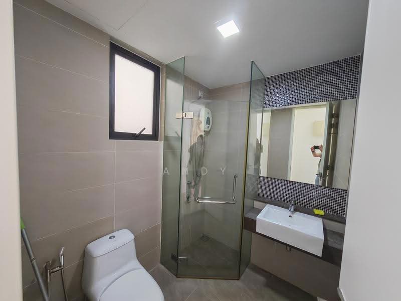 Kediaman Servis untuk Disewa di Nova Saujana - Andy Phang - Bathroom - PropertyGuru.com.my