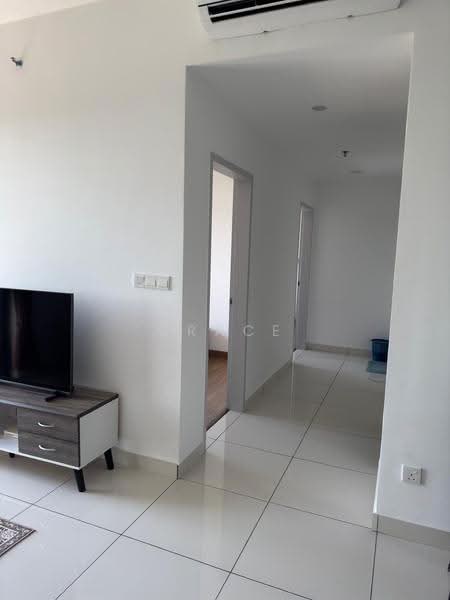 Kediaman Servis untuk Disewa di The Amber Residence @ TwentyFive.7 - Grace Lai - Living Room - PropertyGuru.com.my