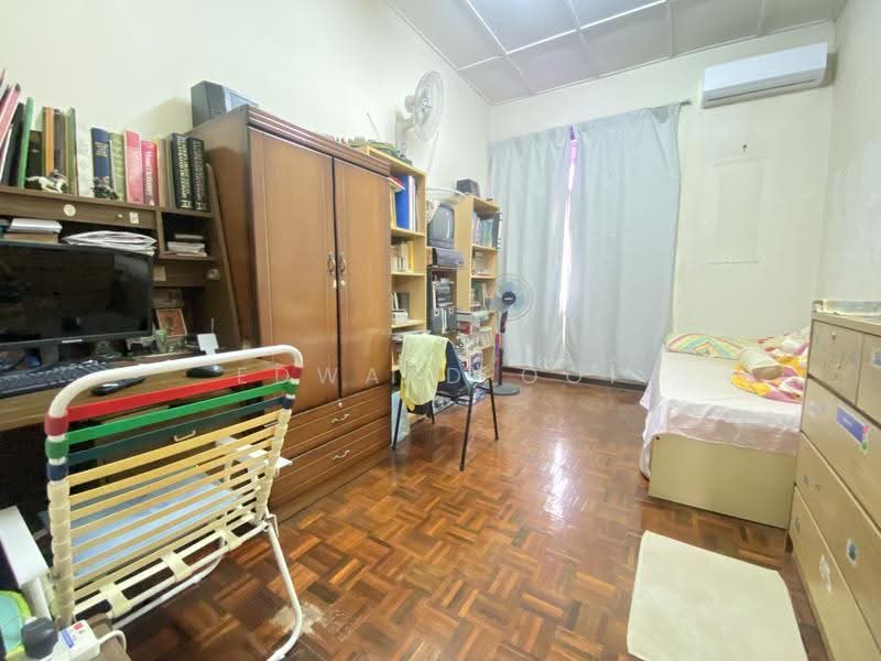 2-storey Terraced House for Sale in Ampang Jaya (Ampang) - Edward Ooi - Bedroom - PropertyGuru.com.my