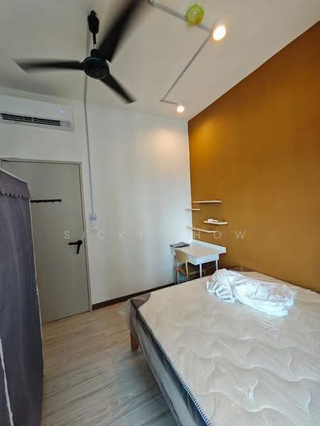 Kediaman Servis untuk Disewa di M Oscar - Sicky Chow - Bedroom - PropertyGuru.com.my