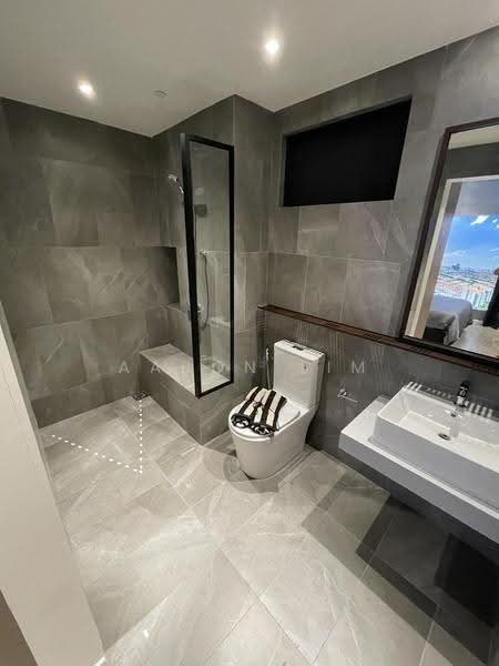 Service Residence for Sale at Hampton Height Damansara - Aaron Lim - Bathroom - PropertyGuru.com.my