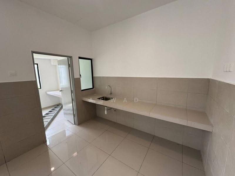 Rumah Teres 2-Tingkat untuk Dijual di Taman La Casa (Lunas) - Aswad . - Kitchen - PropertyGuru.com.my