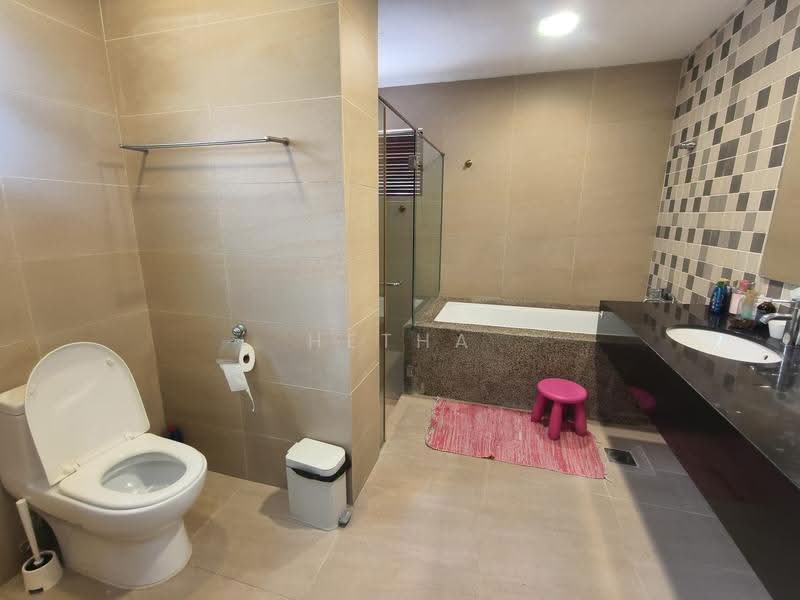 Rumah Berkembar untuk Dijual di KL City Centre (Kuala Lumpur) - Hetha Chan - Bathroom - PropertyGuru.com.my