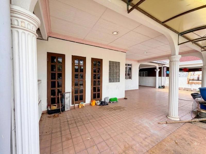 Rumah Teres untuk Dijual di Taman Kajang Baru (Kajang) - Najibah Sahari - Exterior - PropertyGuru.com.my