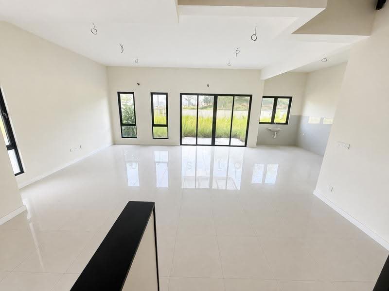 Semi-Detached House for Sale in Bandar Seri Coalfields (Sungai Buloh) - Lucas Loh - Living Room - PropertyGuru.com.my