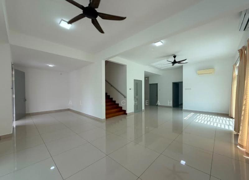 Semi-Detached House for Sale in Taman Nusa Idaman (Iskandar Puteri (Nusajaya)) - Alex Cheah - Living Room - PropertyGuru.com.my