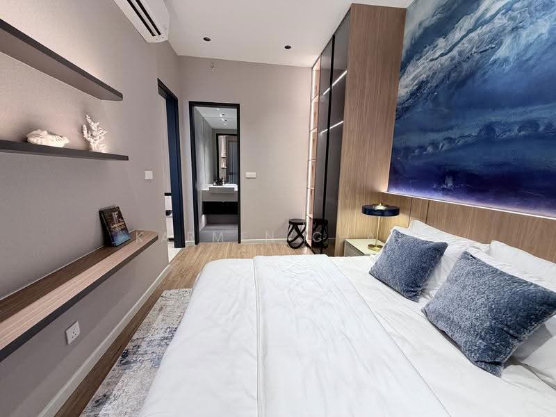 Kediaman Servis untuk Dijual di Sunway Cochrane - Karmen Chan - Bedroom - PropertyGuru.com.my
