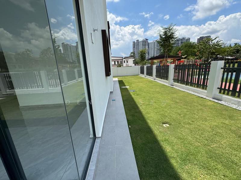 Bungalow House untuk Dijual di Kajang (Selangor) - Dennis Saw - Exterior - PropertyGuru.com.my