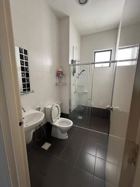 Kondominium untuk Disewa di Riverdale @ Usj One Park - Eric Wong - Bathroom - PropertyGuru.com.my