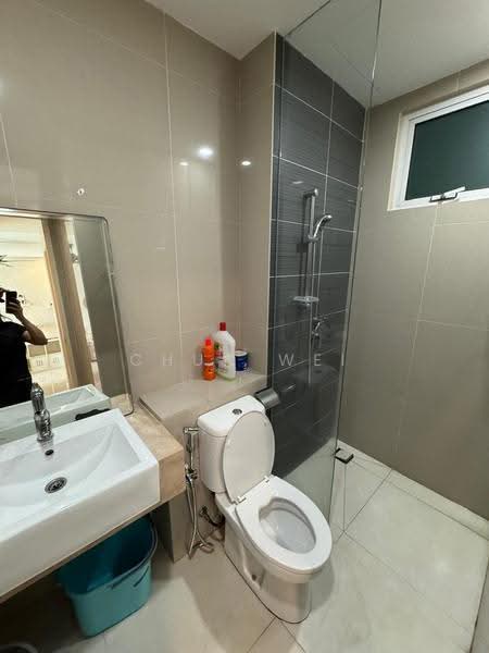 Kediaman Servis untuk Disewa di Desa Green - Chun Wei - Bathroom - PropertyGuru.com.my