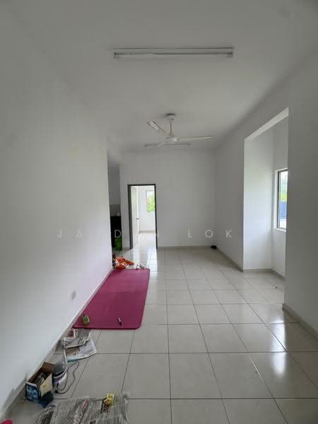 Rumah Kluster untuk Disewa di Kajang (Selangor) - Jayden Loke - Living Room - PropertyGuru.com.my