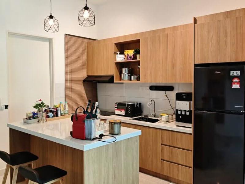 Kondominium untuk Disewa di Ferringhi Residence 2 - Zi Ying - Kitchen - PropertyGuru.com.my