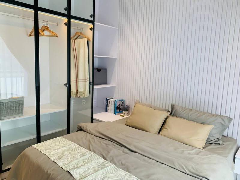 Kediaman Servis untuk Dijual di Riverhaus - Terence Lay - Bedroom - PropertyGuru.com.my