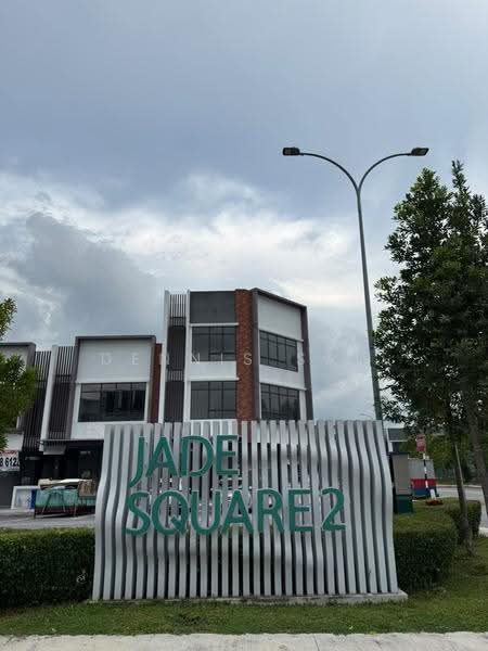 Shop for Rent in Jade Hills (Kajang) - Dennis Saw - Exterior - PropertyGuru.com.my