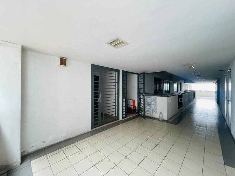 Service Residence for Sale at Residensi Alami - Salawati Busro - Corridor - PropertyGuru.com.my