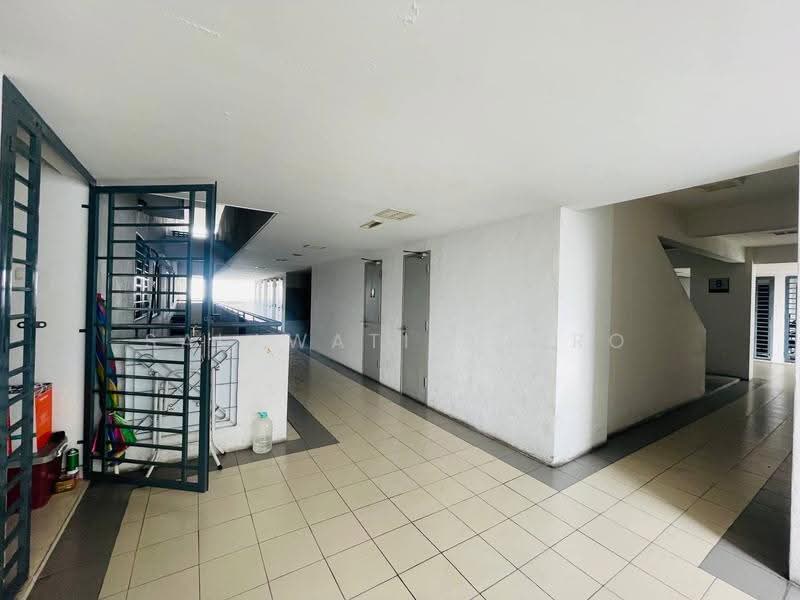 Service Residence for Sale at Residensi Alami - Salawati Busro - Corridor - PropertyGuru.com.my