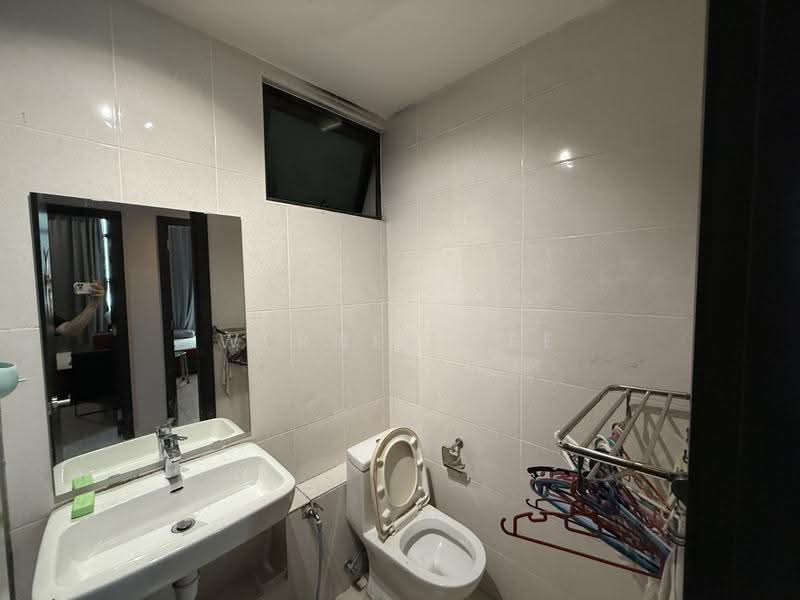 Service Residence for Rent at Wave @ Marina Cove - Werner Kee - Bathroom - PropertyGuru.com.my