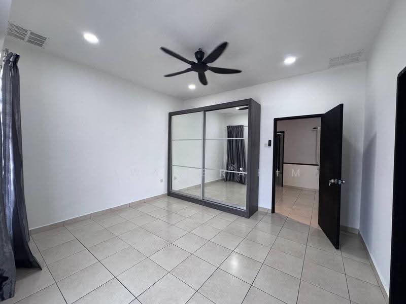 Rumah Teres 2-Tingkat untuk Dijual di Kajang (Selangor) - Hawa Ibrahim - Bedroom - PropertyGuru.com.my