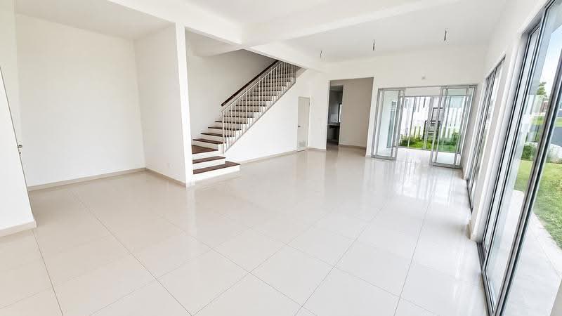 2-storey Terraced House for Sale in Rawang (Selangor) - Lucas Loh - Living Room - PropertyGuru.com.my