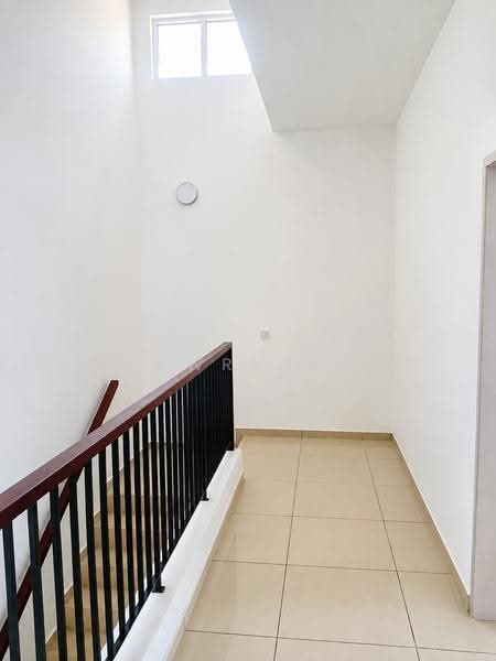 Rumah Teres 2-Tingkat untuk Disewa di Bandar Rimbayu (Telok Panglima Garang) - Lawrence Looi - Interior - PropertyGuru.com.my
