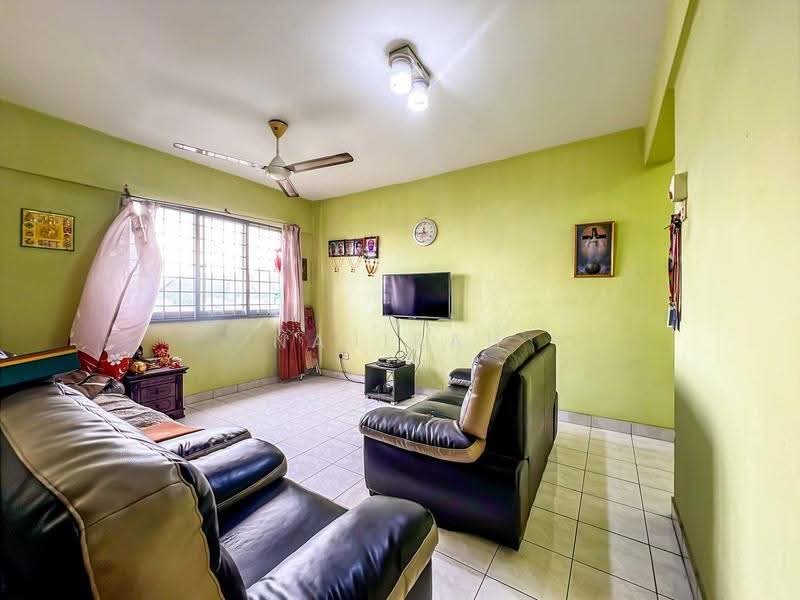 Apartment for Sale at Avenue Court - Najibah Sahari - Living Room - PropertyGuru.com.my