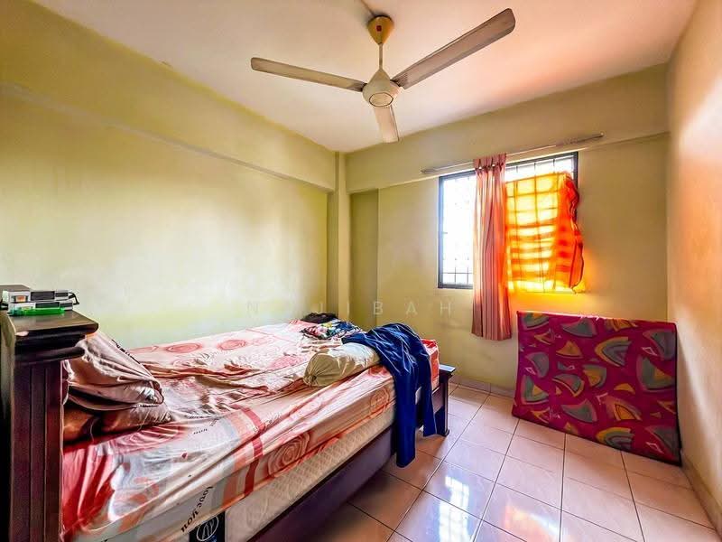 Apartment for Sale at Avenue Court - Najibah Sahari - Bedroom - PropertyGuru.com.my