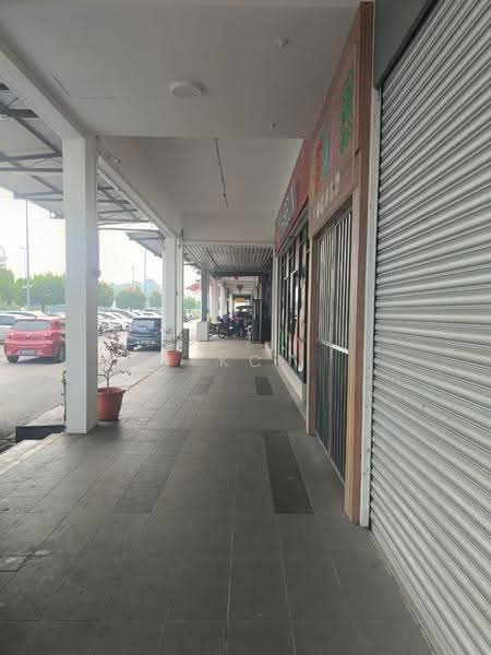Kedai untuk Disewa di Desa Wira (Kuching) - KC Jee - Exterior - PropertyGuru.com.my