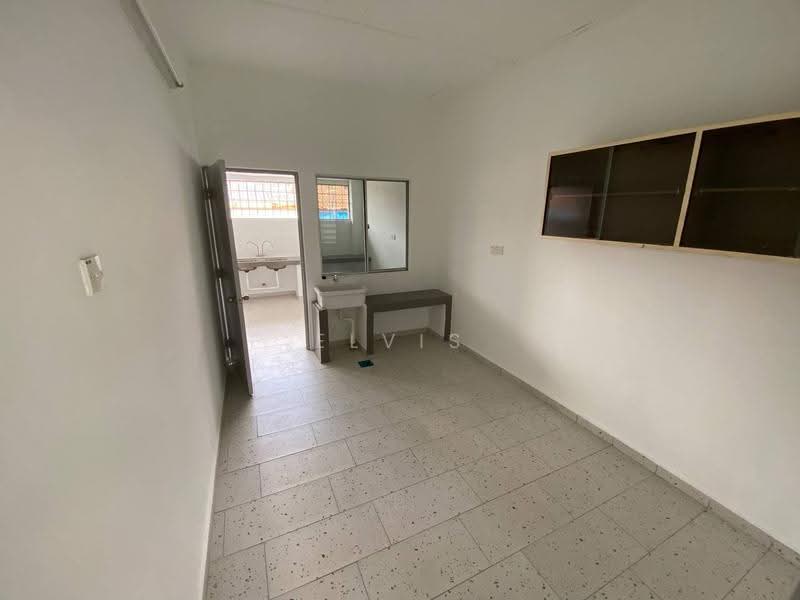 1-storey Terraced House for Rent in SS3 (Petaling Jaya) - Elvis Kok - Interior - PropertyGuru.com.my