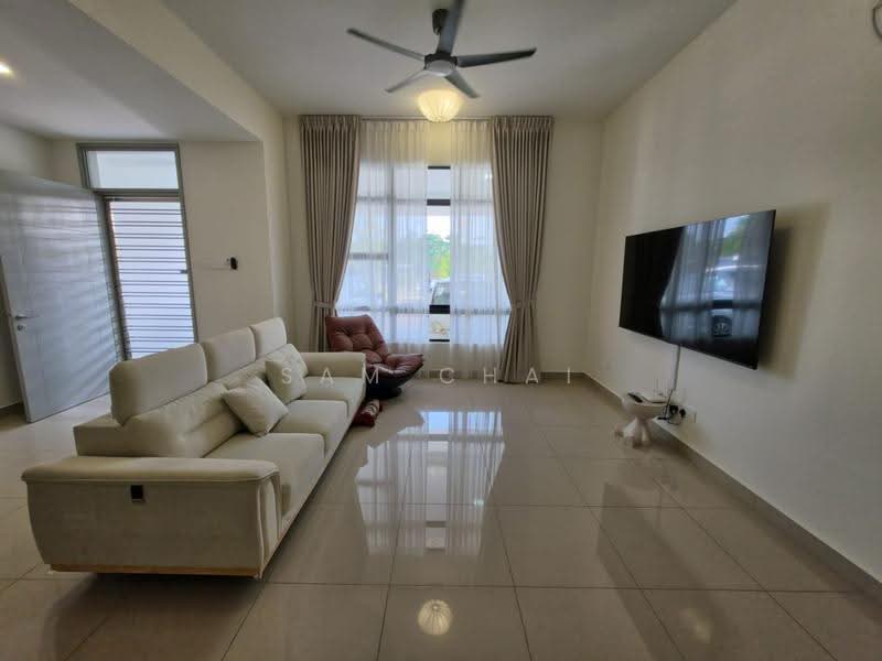 Rumah Teres 2-Tingkat untuk Dijual di Taman Ponderosa (Johor Bahru) - Sam Chai - Living Room - PropertyGuru.com.my