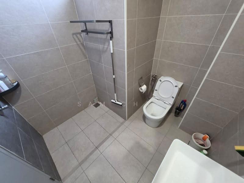 Rumah Teres 2-Tingkat untuk Dijual di Taman Ponderosa (Johor Bahru) - Sam Chai - Bathroom - PropertyGuru.com.my