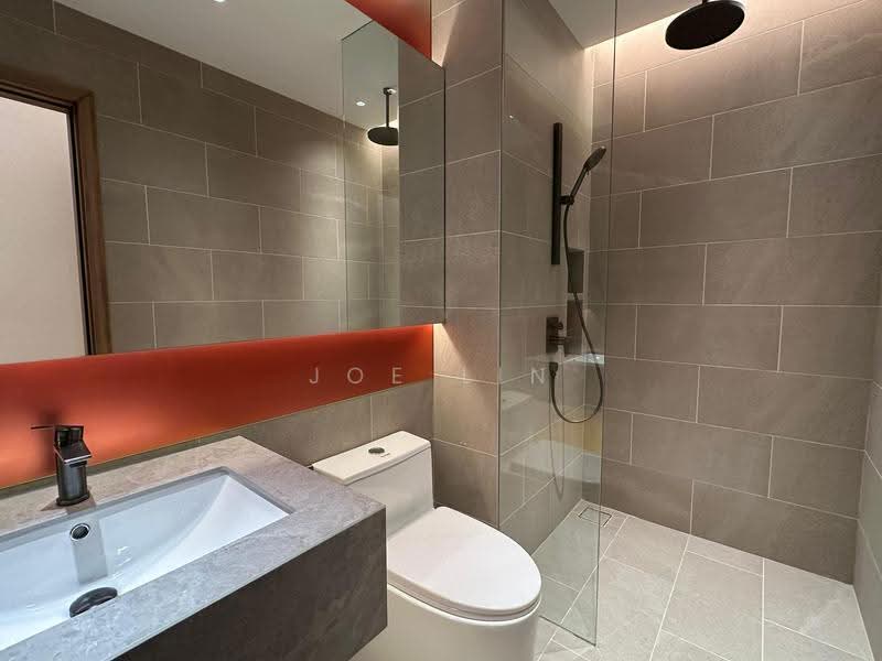 Kediaman Servis untuk Dijual di Armani Hallson KLCC - Joe Lin - Bathroom - PropertyGuru.com.my