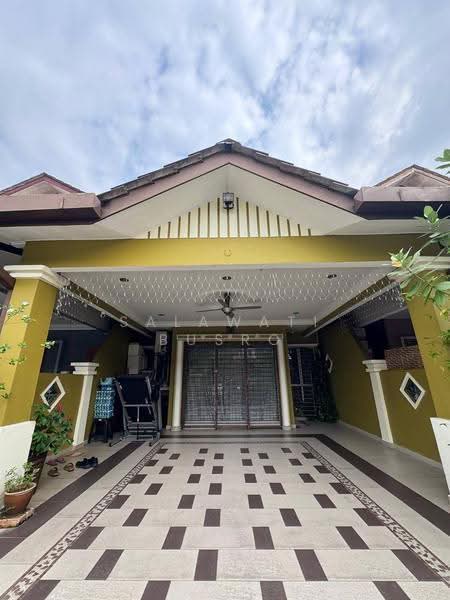 Rumah Teres 2-Tingkat untuk Dijual di Seksyen 23 (Shah Alam) - Salawati Busro - Exterior - PropertyGuru.com.my