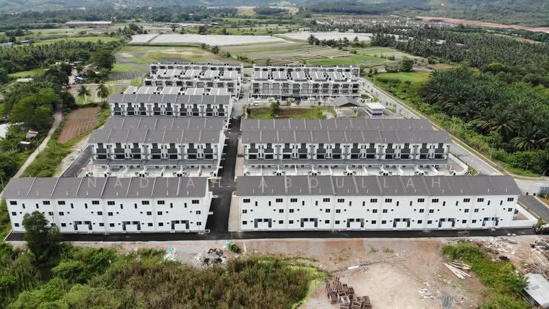 Rumah Teres 3-Tingkat untuk Dijual di Antara Gapi (Ulu Yam) - Nadiah Abdullah - PropertyGuru.com.my