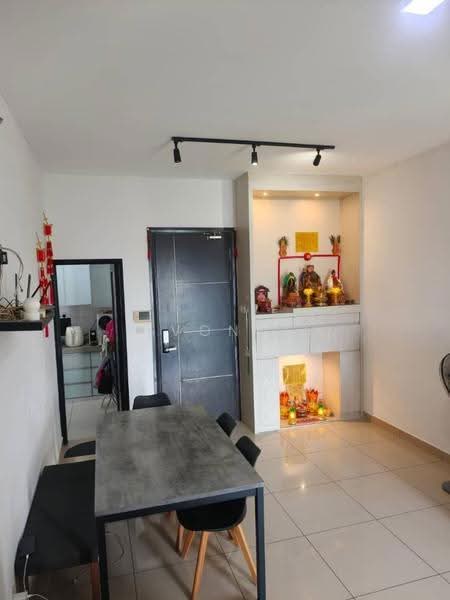 Service Residence for Sale at D'Summit Residences - Yvonne Lim - Dining Room - PropertyGuru.com.my