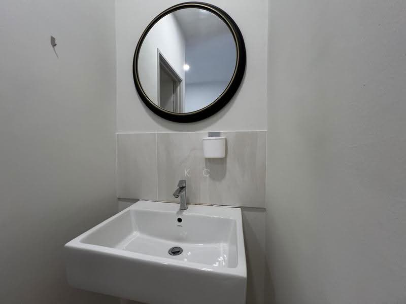 Pangsapuri untuk Disewa di McKenzie Avenue - KC Jee - Bathroom - PropertyGuru.com.my