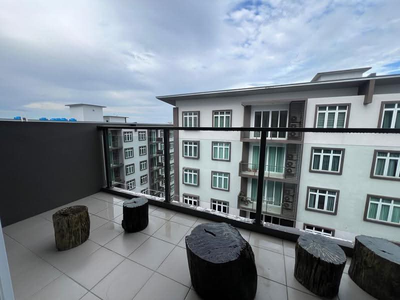 Pangsapuri untuk Disewa di McKenzie Avenue - KC Jee - Balcony - PropertyGuru.com.my