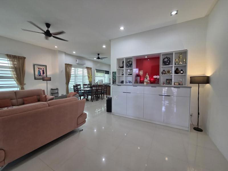 Semi-Detached House for Sale in Tanjung Bungah (Penang) - KK Kwok - Living Room - PropertyGuru.com.my